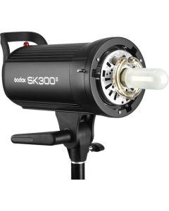 Godox Studio 2 head Kit SK300II  -  2 Sofbox - 2 Stands  - 1 bag - XT-16 transmitter